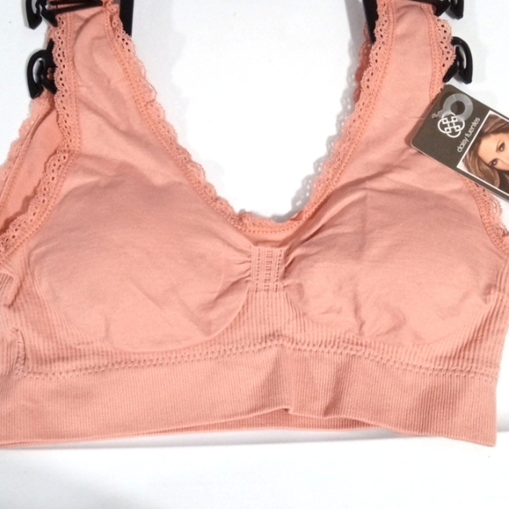 DAISY FUENTES INTIMATES SOFT SUPPORT TEE SHIRT BRA SIZE SMALL NWT